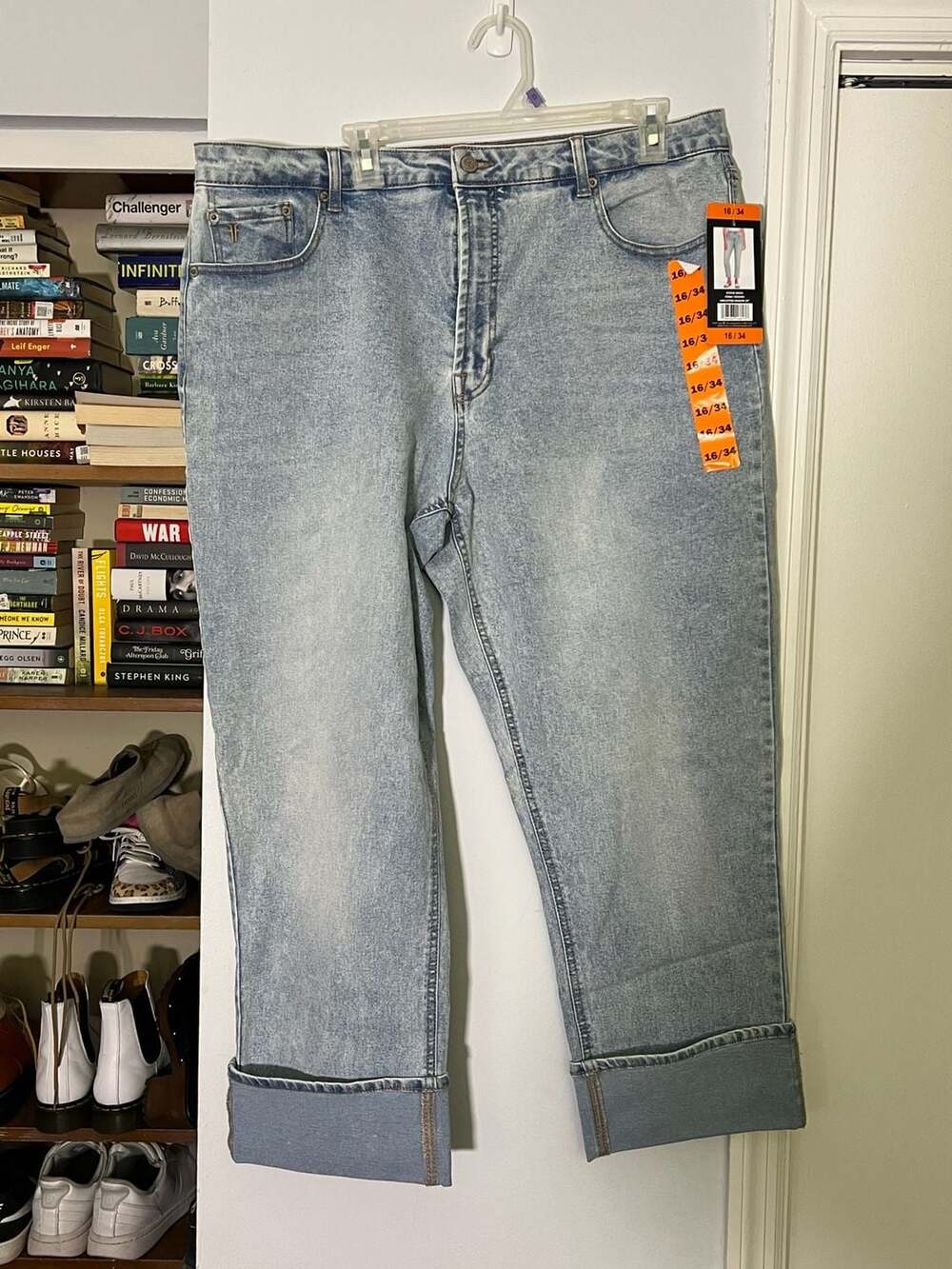 Frye Women's High Rise Cuffed Crop Jeans in Stevie Wash Size 16/34